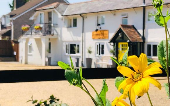 Cottage Lodge Hotel