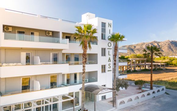 Nicolas Grand Suites 4*