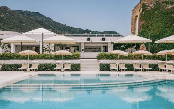 Mangia's Pollina Resort 4*