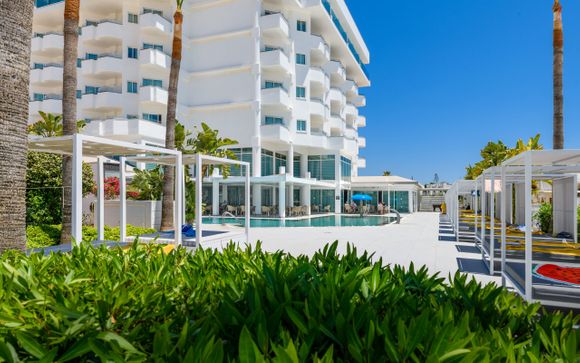 Tasia Maris Sands 4*