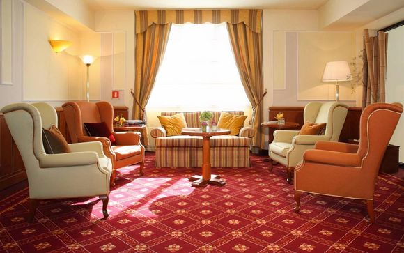 Starhotels Tourist 4* or Starhotels Business Palace 4* 