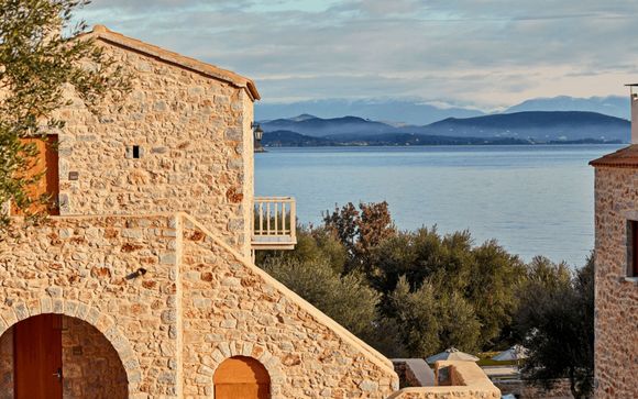 100 Rizes Luxury Seaside Resort 4*