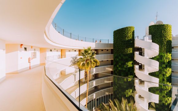 Hotel HL Rondo 4*