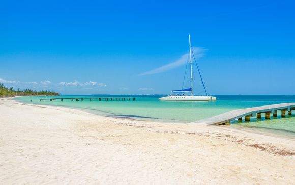 Hotel Nacional de Cuba 4* & Iberostar Bella Vista 5*