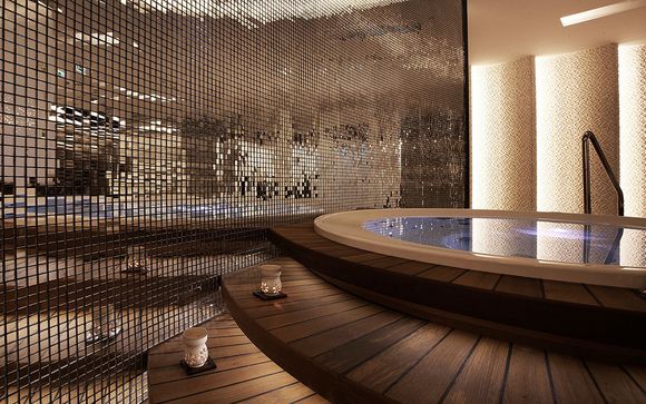 Radisson Blu Istanbul Pera 5*