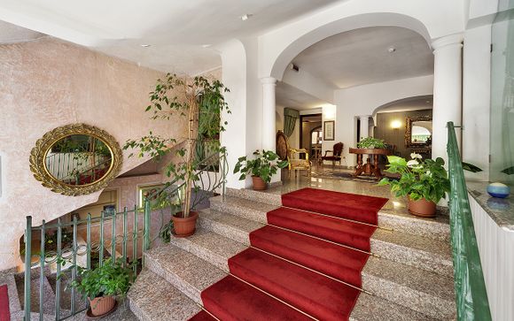Colonna Palace Hotel Mediterraneo 4*