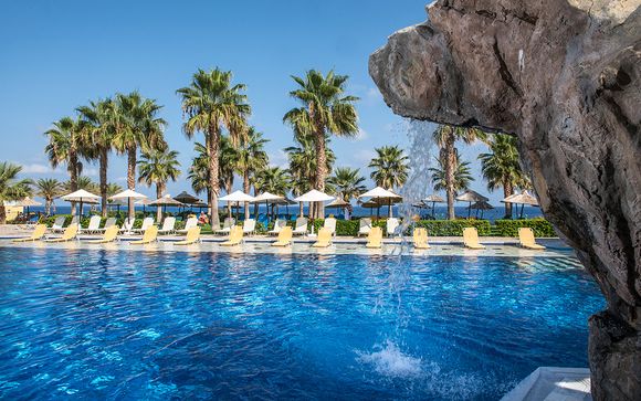 Radisson Blu Beach Resort 5*