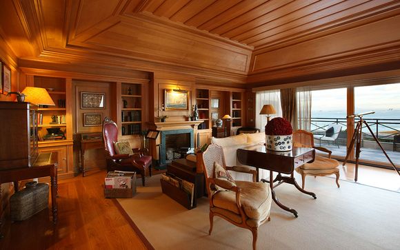 Converted 18th Century Palace on the Tagus