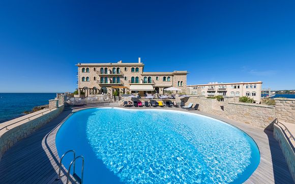 Hotel Delos Ile De Bendor 4*