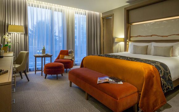 Modern West London Stay on Chiswick High Road