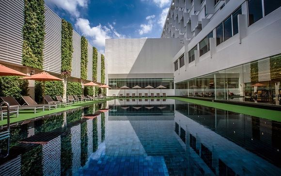  Mandarin Hotel by Centerpoint 4*