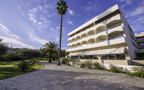 Kassandra Palace Hotel 4 Halkidiki Bis Zu 70 Voyage Prive Tripadvisor has 90,662 reviews of kassandra hotels, attractions, and restaurants making it your best kassandra tourism resource. kassandra palace hotel 4 halkidiki