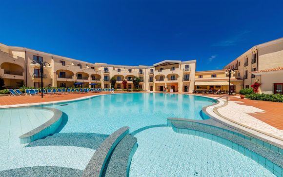 Soggiorno in stile moresco tra le acque cristalline della Costa Smeralda