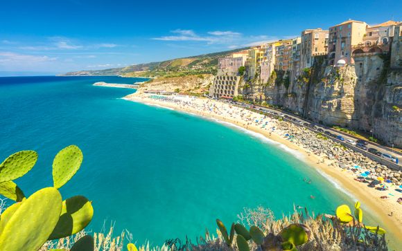Profumi e colori della terra dei Bronzi di Riace con noleggio auto 